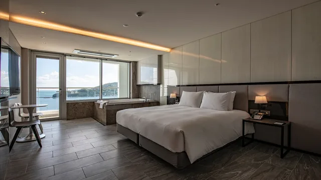Ramada Suites by Wyndham Geoje photo 9