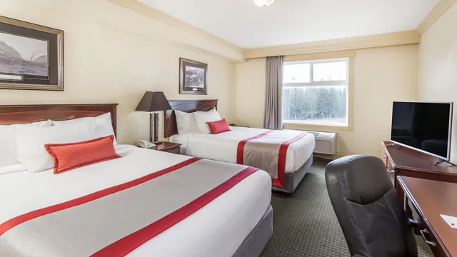 Ramada by Wyndham Hinton photo 5