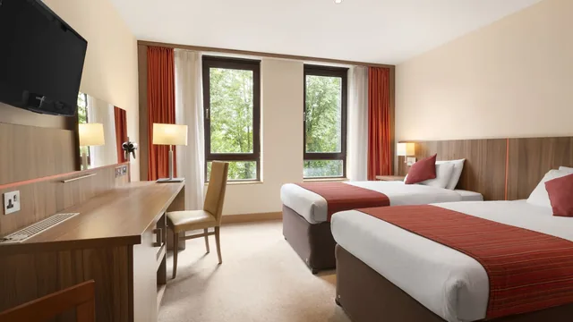 Ramada by Wyndham Hounslow - Heathrow East photo 9