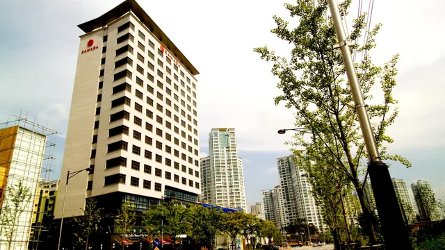 Ramada by Wyndham Dongtan photo 4