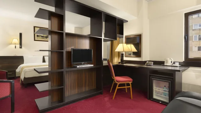 Ramada by Wyndham Iasi City Centre photo 7