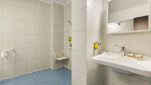 Ramada by Wyndham Iasi City Centre photo 10