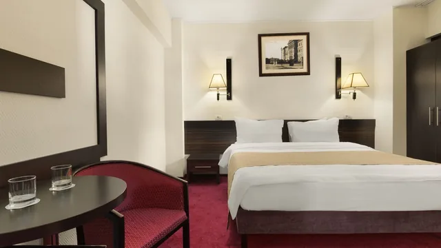 Ramada by Wyndham Iasi City Centre photo 12