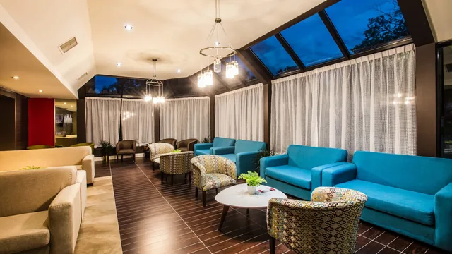 Ramada by Wyndham Jacksons Point photo 7
