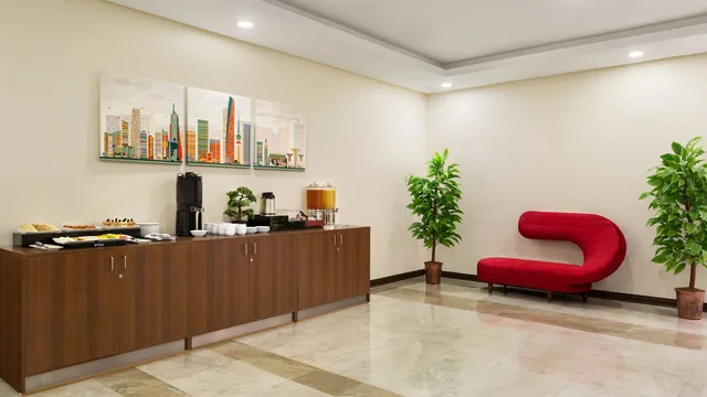 Ramada Encore by Wyndham Kuwait Downtown photo 7