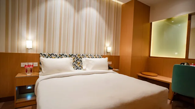 Ramada Encore by Wyndham Lucknow Airport photo 11
