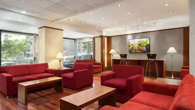 Ramada Plaza by Wyndham Montreal photo 8