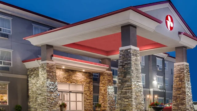 Ramada by Wyndham Moose Jaw photo 10
