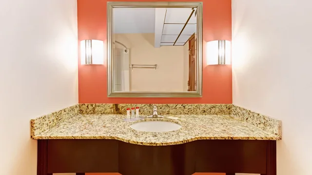 Ramada by Wyndham Murfreesboro photo 7