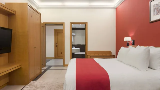Ramada by Wyndham Qurum Beach photo 12
