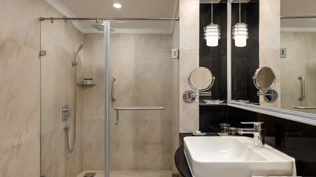Ramada By Wyndham Mussoorie Mall Road photo 8