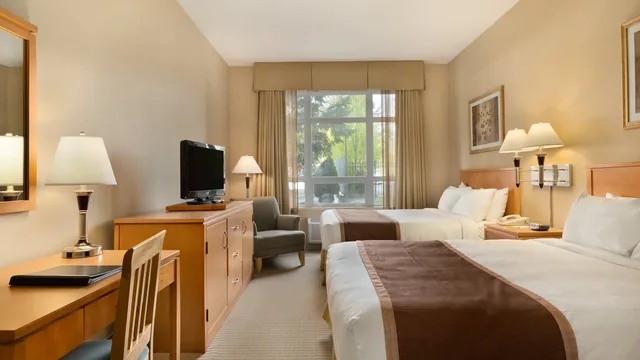 Ramada by Wyndham Nanaimo photo 11