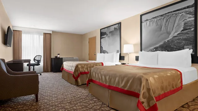 Ramada by Wyndham Niagara Falls Near the Falls photo 5