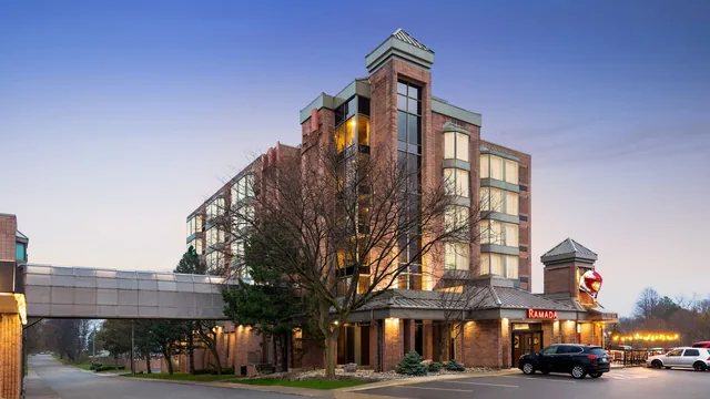 Ramada Plaza by Wyndham Niagara Falls photo 6
