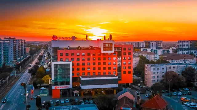 Ramada by Wyndham Oradea photo 6