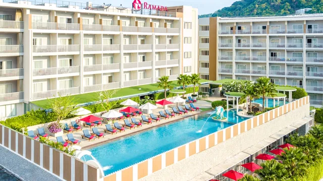 Ramada by Wyndham Phuket Deevana photo 9