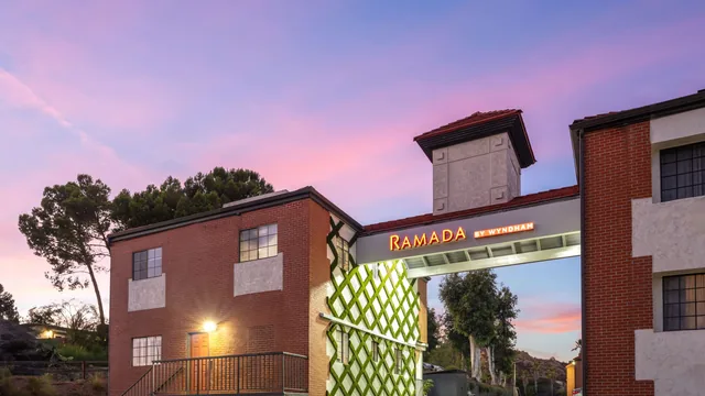 Ramada by Wyndham San Diego Poway Miramar photo 12