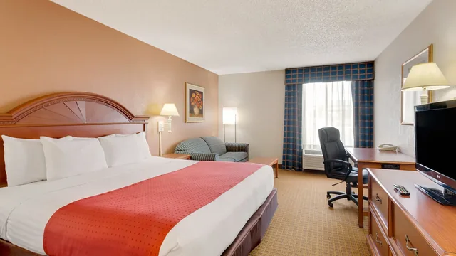 Ramada by Wyndham Provo photo 8