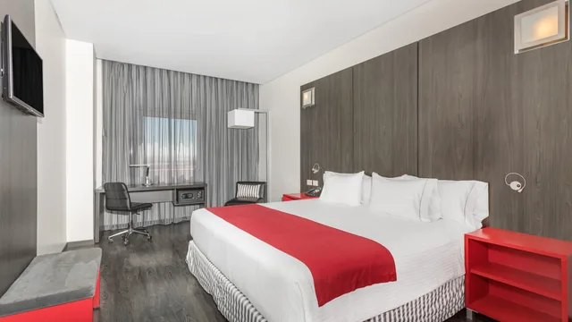 Ramada Encore by Wyndham Queretaro photo 1