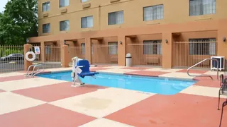 Ramada by Wyndham Santa Fe