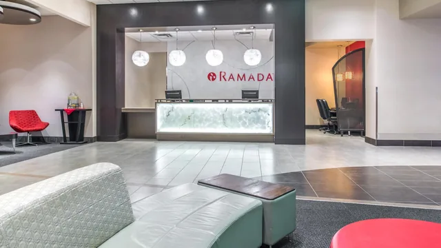 Ramada by Wyndham Saskatoon photo 8