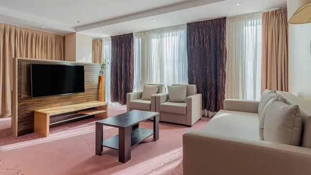 Ramada by Wyndham Sibiu photo 7