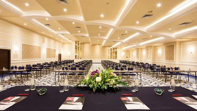 Ramada by Wyndham Sofia City Center photo 5