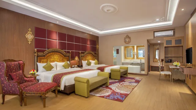 Ramada Suites By Wyndham Solo photo 1