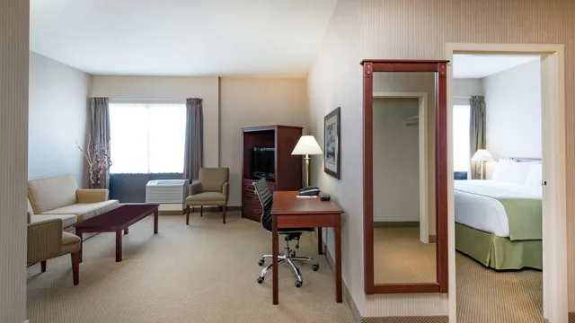 Ramada by Wyndham St. John's photo 4