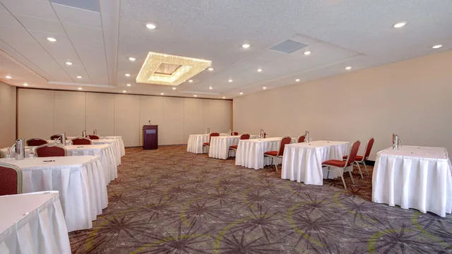 Ramada by Wyndham St. Paul AB photo 7