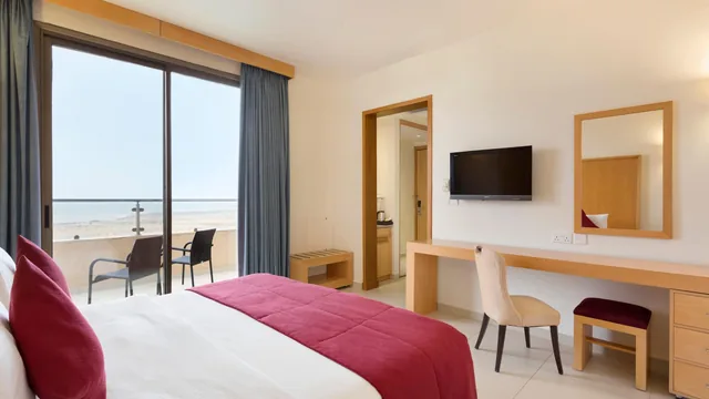 Ramada Resort by Wyndham Dead Sea photo 12