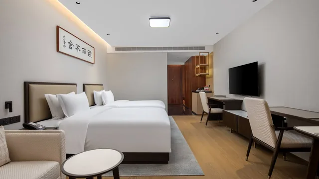 Ramada by Wyndham Taizhou West photo 2