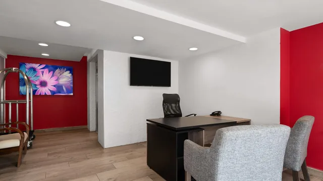 Ramada by Wyndham Tampico Centro photo 9