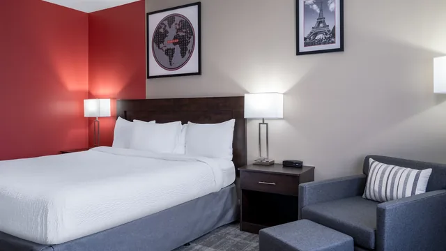Ramada by Wyndham Thunder Bay Airlane Hotel photo 9