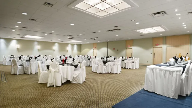 Ramada by Wyndham Trenton photo 6