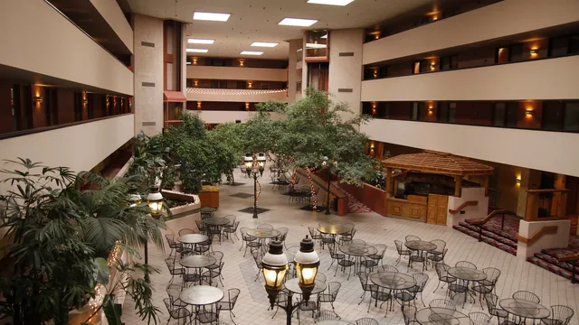 Ramada by Wyndham Viscount Suites Tucson East photo 7