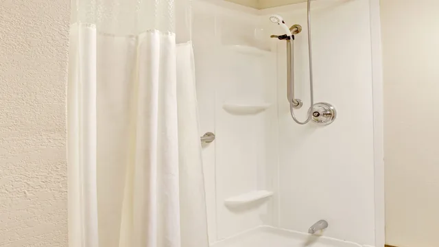 Ramada by Wyndham West Memphis photo 8
