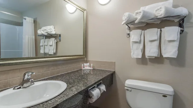 Ramada by Wyndham Westlock photo 4