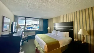 Ramada by Wyndham Whitecourt