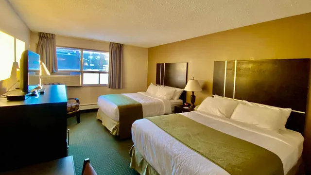 Ramada by Wyndham Whitecourt photo 6