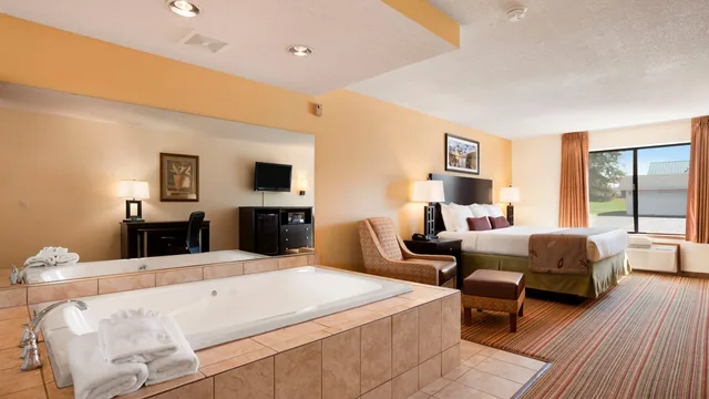 Ramada by Wyndham Wisconsin Dells photo 6