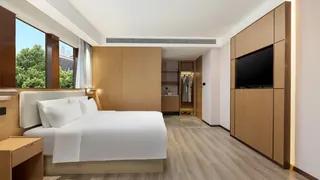 Ramada Encore by Wyndham Wuhan Station