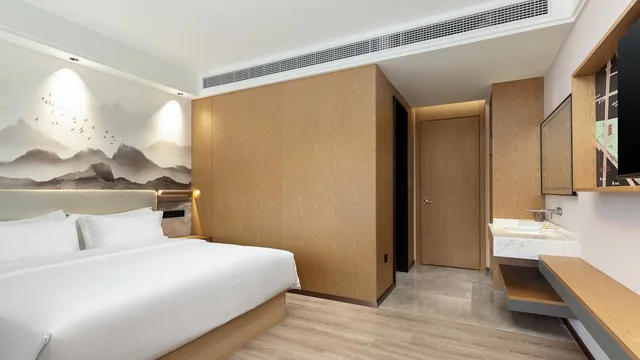 Ramada Encore by Wyndham Wuhan Station photo 6