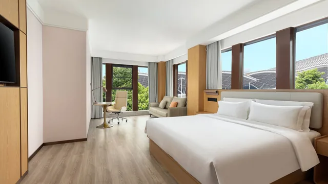 Ramada Encore by Wyndham Wuhan Station photo 7