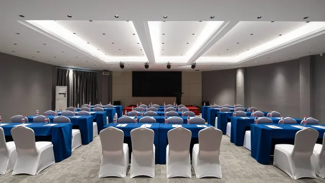 Ramada Encore by Wyndham Wuhan West photo 11