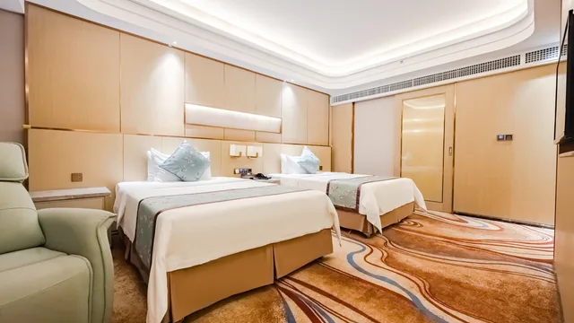 Ramada by Wyndham Wuhan North photo 4