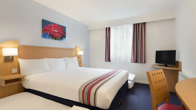 Ramada by Wyndham Wakefield photo 4