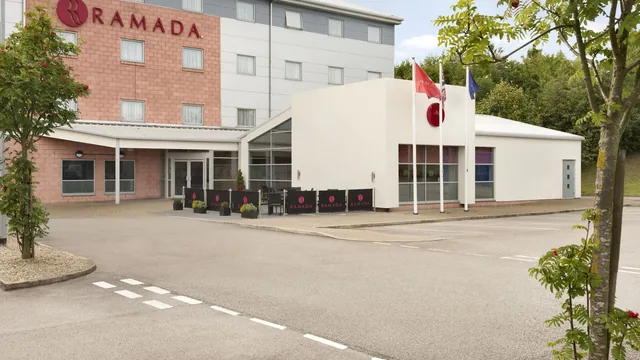 Ramada by Wyndham Wakefield photo 9