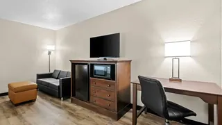 Super 8 by Wyndham Alexandria MN