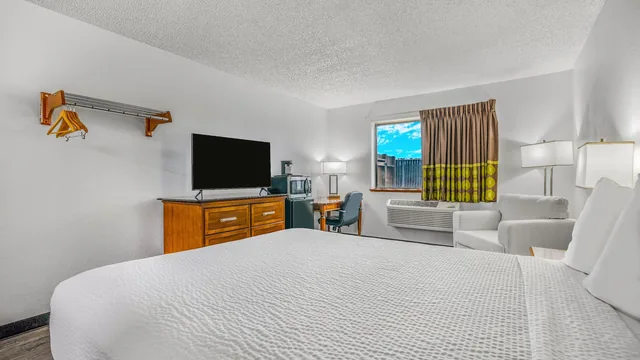 Super 8 by Wyndham Arcata photo 3
